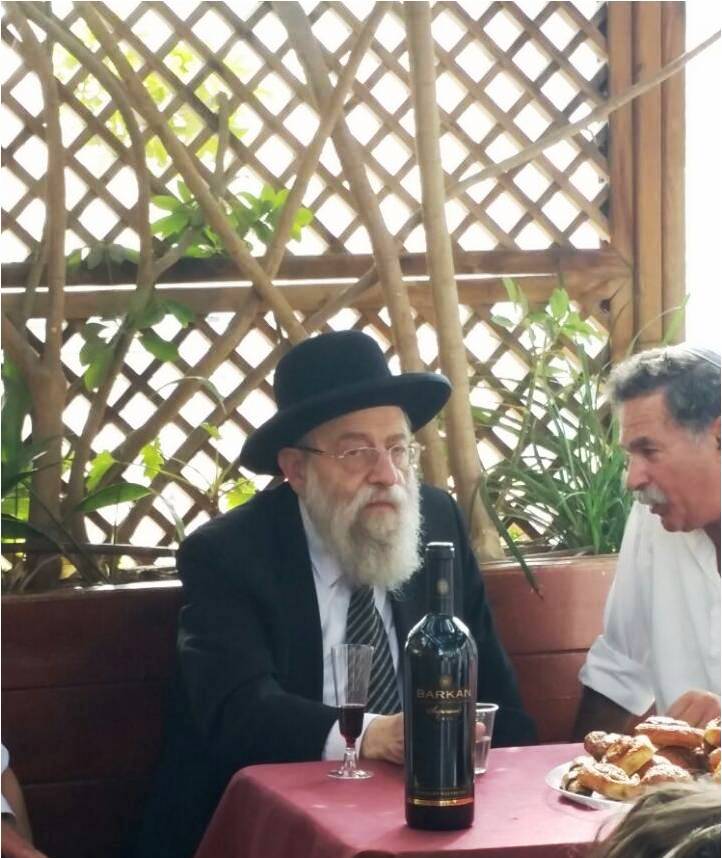 על איזה יין בירכו הרבנים הראשיים לירושלים?