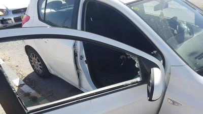 סגן עורך 'משפחה' אהרן גרנות נרגם באבנים וניצל