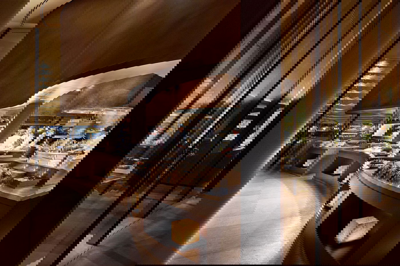 בית המלון הכי יוקרתי בעולם: 'ארמאני' בדובאי