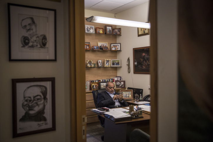 ח"כ אחמד טיבי בלשכתו