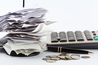 רוב הציבור סבור: העלמת מיסים לגיטימית