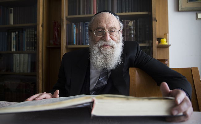 הרב אריה שטרן יבחן את העמותה החשודה כרפורמית