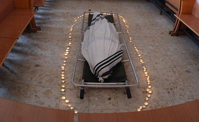 אלפים בהלווית ראש ישיבת סלבודקא רבי נתן צבי שולמן זצ"ל. צפו