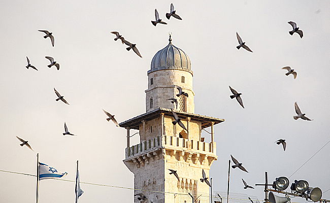 "חוק המואזין" לא יעלה בינתיים להצבעה