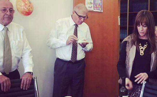 עו"ד שמרון, הצהריים