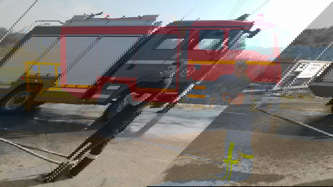 ממצלמת הכבאי: כך נראית הלחימה באש