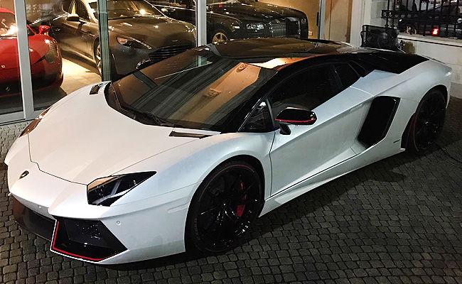 המכונית החדשה של הקבלן: למבורגיני מנקרת עיניים