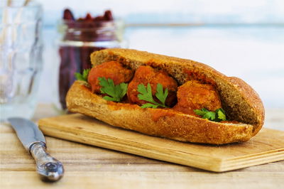 קציצות פטריות ושעועית לבנה אפויות