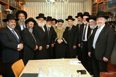 הרב יצחק יוסף ודייני בית הדין הגדול