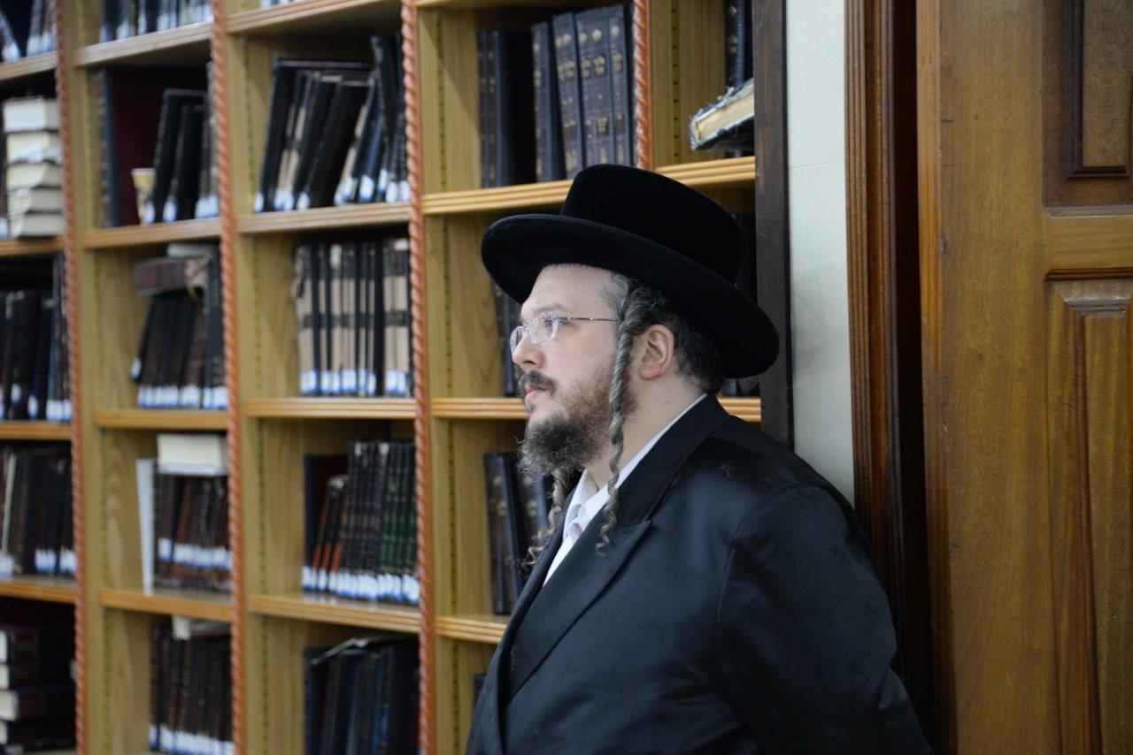 תיעוד: בנו של הרבי מבעלזא בביקור בחיפה