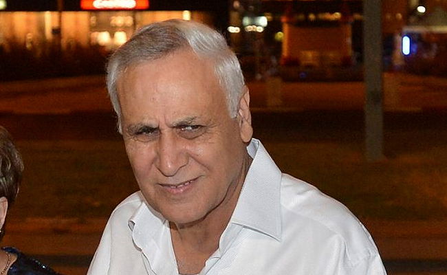 משה קצב בחופשה מבכלא. ארכיון