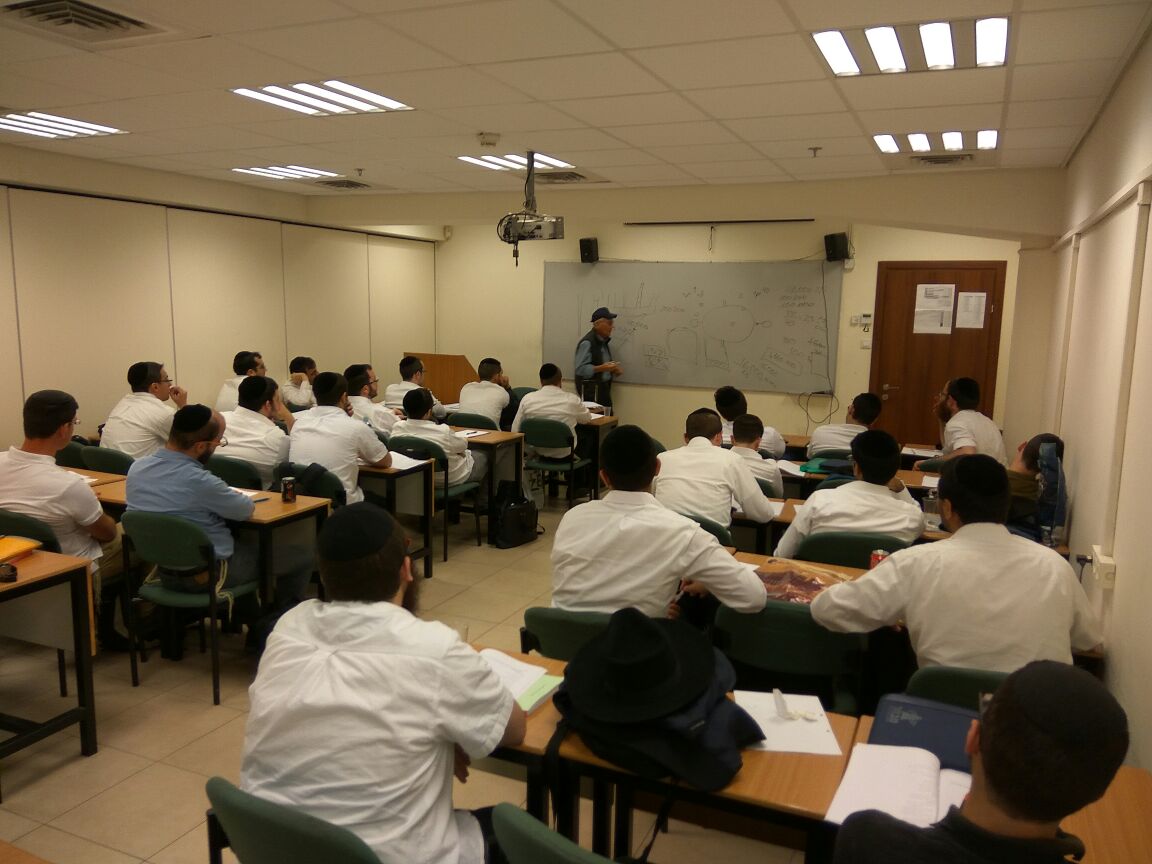 פתיחת שנת הלימודים במכללת מבחר