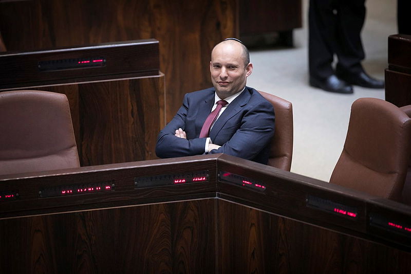 נפתלי בנט, תמך בחוק למרות התנגדות המתיישבים