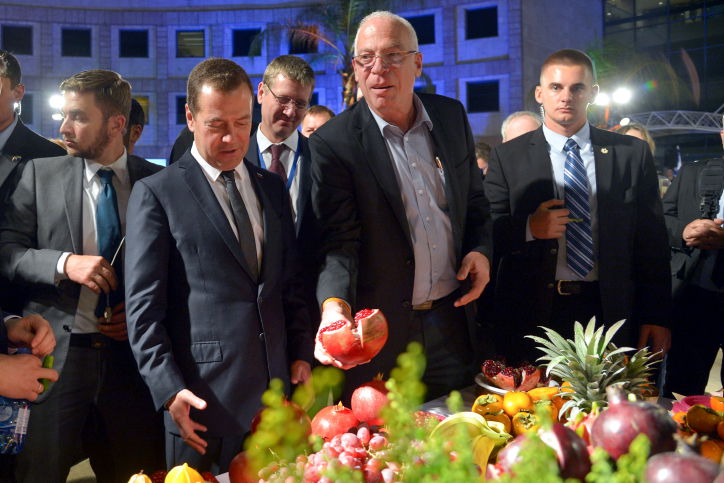 אריאל ומדבדב