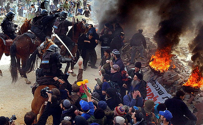 פינוי עמונה. ארכיון