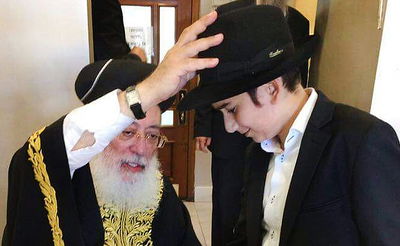 שניאור זלמן עובדיה עם הגר"ש עמאר, בעבר