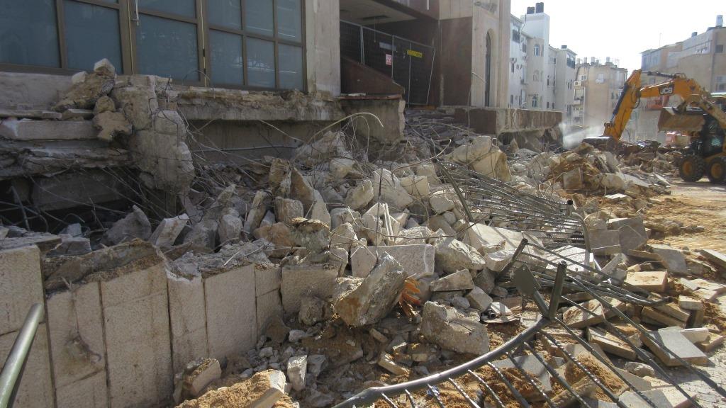 בויז'ניץ נפרדו מבית המדרש הישן שייהרס בקרוב