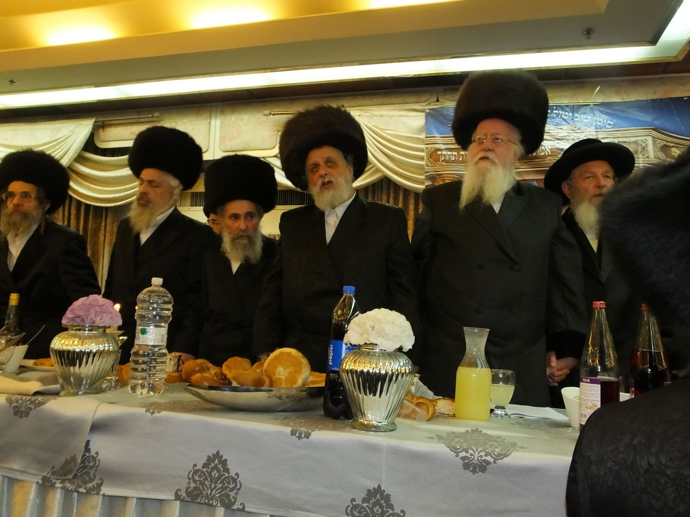 שמחת בית קוזמיר-מודזיץ-לעלוב-לובלין