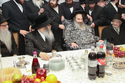 האדמו"רים מקאלוב וסאטמר במגבית