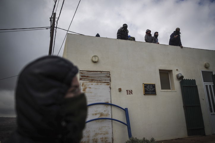 תושבי עמונה נערכים לפינוי; "הצמידו לנו אקדח לרקה"