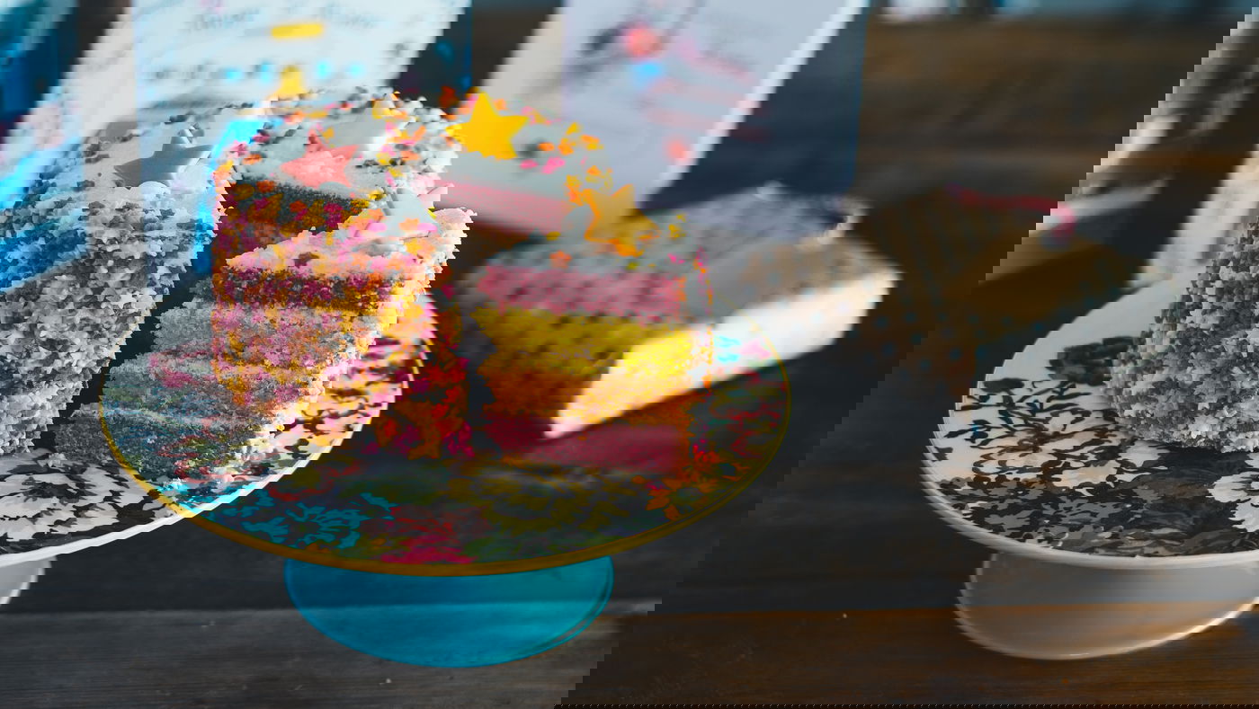 8 מאכלים שיכולים לגרום לשקיות ועיניים נפוחות