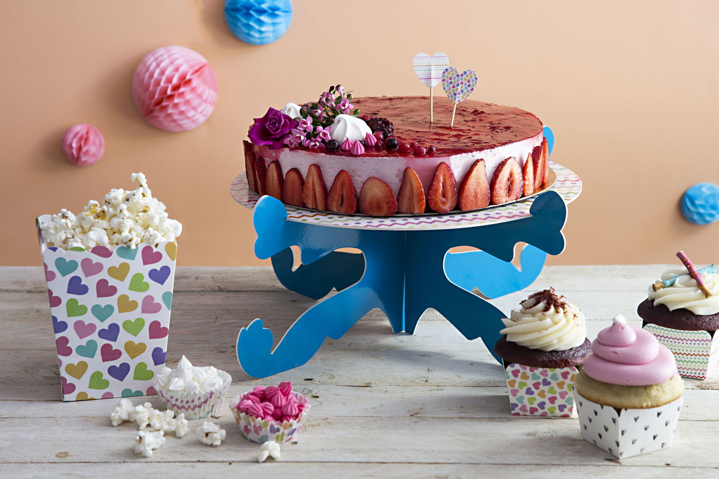 חגיגה עם המשפחה בחנוכה ושומרים על מטבח נקי. ניקול.