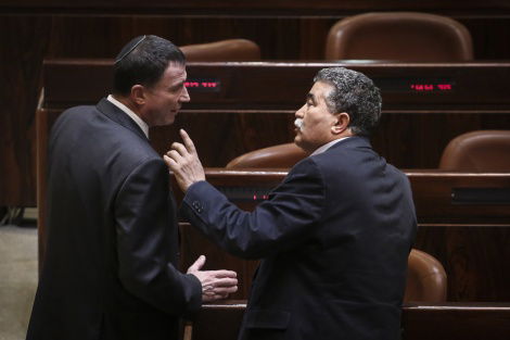 עמיר פרץ ויולי אדלשטיין