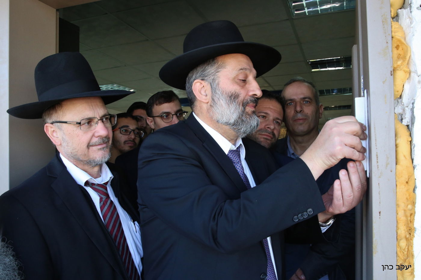 השר דרעי לתלמידים בטבריה: "גדולים מרבי עקיבא"