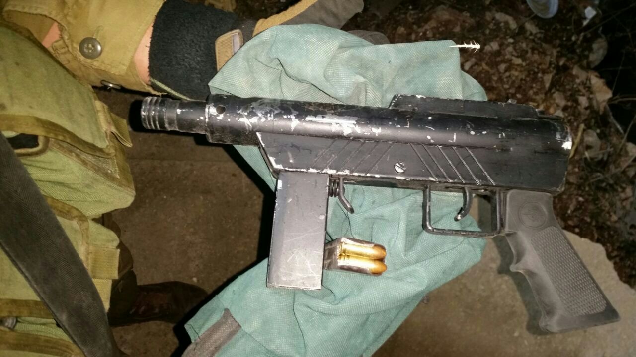 בית דפוס בקלקיליה נסגר; 7 מבוקשים נעצרו