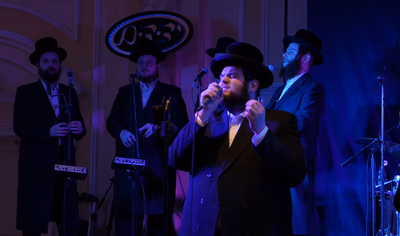 שמילי אונגר, 'ידידים' ו'בלו מלודי' - "חשוף"