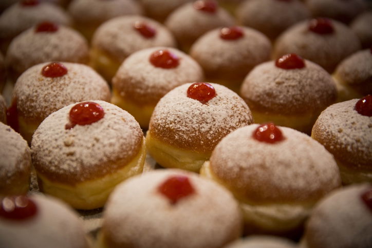 אל תתפתו יותר מדי. הכינו סופגניות דלות קלוריות