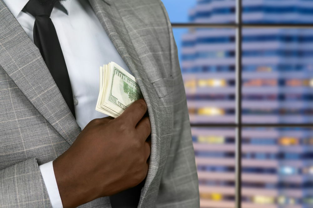 הראיות אכן מעלות חשד אולם הספק הסביר לא הוסר. אילוסטרציה