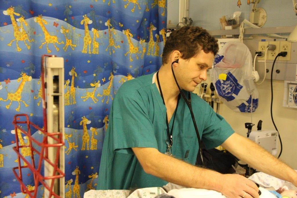 ד״ר דוד רכטמן מנהל מיון ילדים הדסה הר הצופים