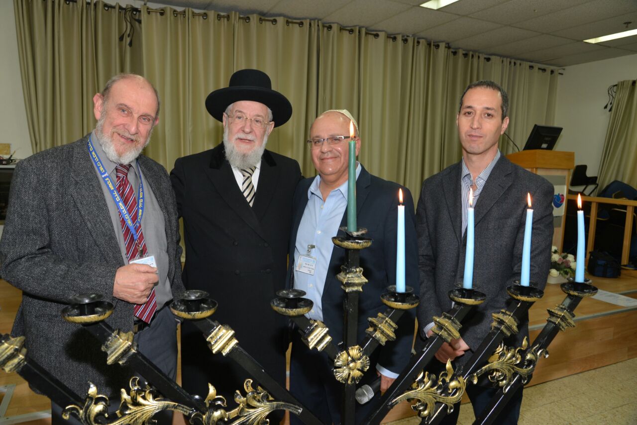 הדלקת נרות בבית חולים ברזילי במעמד הרב לאו