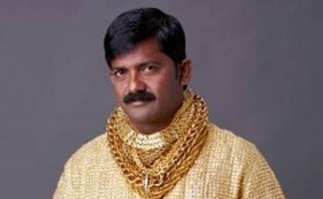 כל הנוצץ זהב הוא