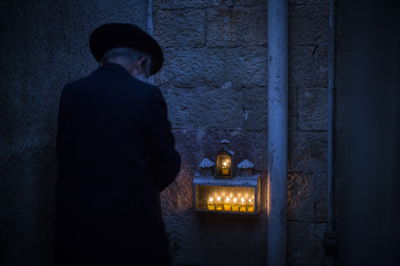 מהות חנוכה: סוד כוחה של מצוות נר חנוכה