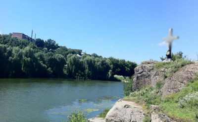 הצלב שהוצב בשנים הקודמות