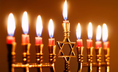 אז אגמור בשיר מזמור: משדר לנר שמיני של חנוכה