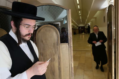 עישון. אילוסטרציה, למצולמים אין קשר לכתבה