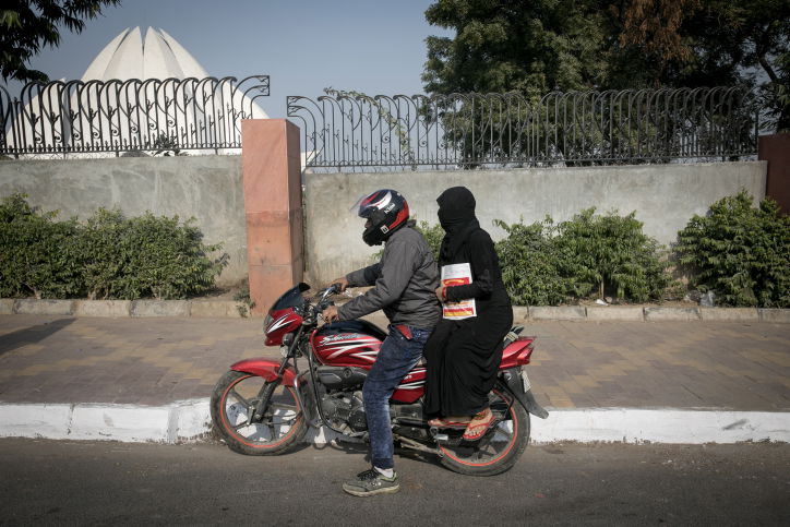הודו: נופיה וצבעוניותה דרך עדשת  המצלמה