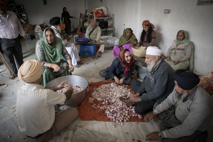 הודו: נופיה וצבעוניותה דרך עדשת  המצלמה