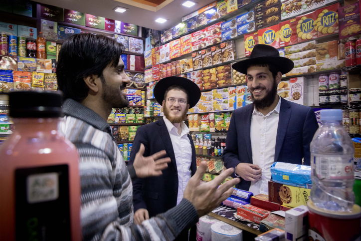 הודו: נופיה וצבעוניותה דרך עדשת  המצלמה