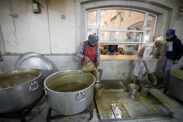 הודו: נופיה וצבעוניותה דרך עדשת  המצלמה