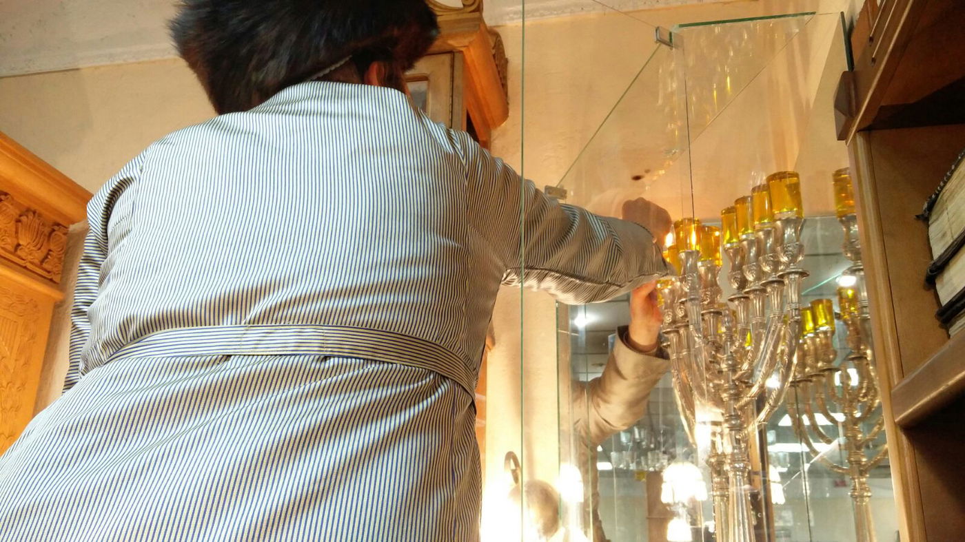 צפו בתיעוד: שבת חנוכה באומן