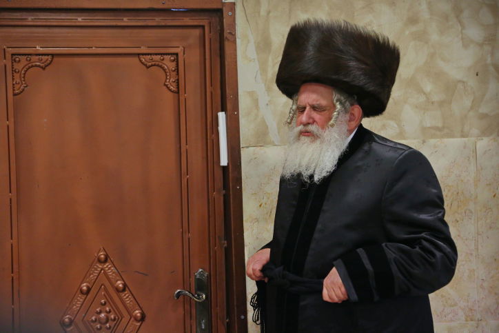 קאסוב-ויז'ניץ: צפו בהדלקת הנר השמיני