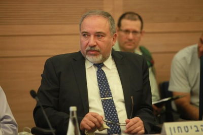 ליברמן: "חוק הסיפוח - הרמה להנחתה לאויבינו"