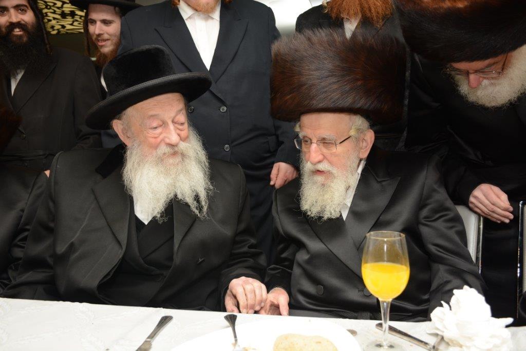 שמחת החתונה בחצרות מאור חיים-סערט ויזניץ - חיי משה