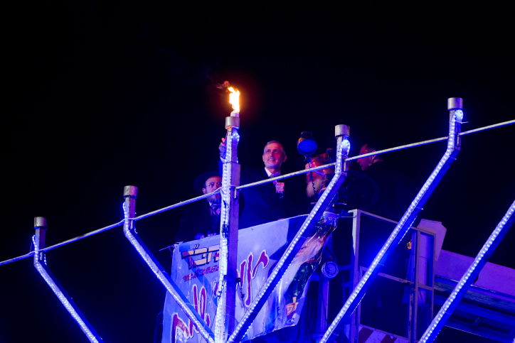 כי נמכרנו אני ועמי לרייטינג / דעה