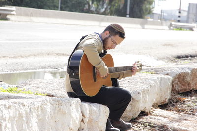 פנחס דולינסקי בסינגל חדש - "מעבר לפינה"