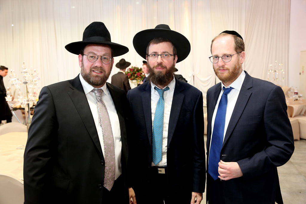 בר מצווה לבנו של אברמי קרויזר | גלריה